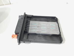 Begagnade Värmeelement Landrover Range Rover Evoque (LVJ/LVS) 2.2 TD4 16V Pris € 27,00 Marginaltabell erbjuds av GEJO Revisie & Onderdelen BV