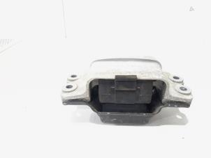 Gebruikte Versnellingsbak Steun Volkswagen Golf Plus (5M1/1KP) 1.4 TSI 140 16V Prijs € 14,00 Margeregeling aangeboden door GEJO Revisie & Onderdelen BV