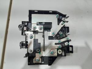 Begagnade Säkringsbox Lynk &amp; Co 01 1.5 PHEV Pris € 25,00 Marginaltabell erbjuds av GEJO Revisie & Onderdelen BV