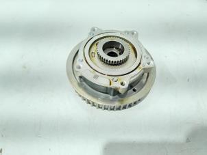 Begagnade Kamaxeldrev Lynk &amp; Co 01 1.5 PHEV Pris € 100,00 Marginaltabell erbjuds av GEJO Revisie & Onderdelen BV