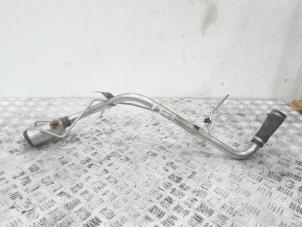 Begagnade Påfyllningsrör, bränsletank Lynk &amp; Co 01 1.5 PHEV Pris € 44,00 Marginaltabell erbjuds av GEJO Revisie & Onderdelen BV