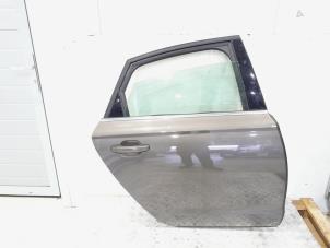 Używane Drzwi prawe tylne wersja 4-drzwiowa Audi A6 (C7) 2.0 TDI 16V Cena € 220,00 Procedura marży oferowane przez GEJO Revisie & Onderdelen BV