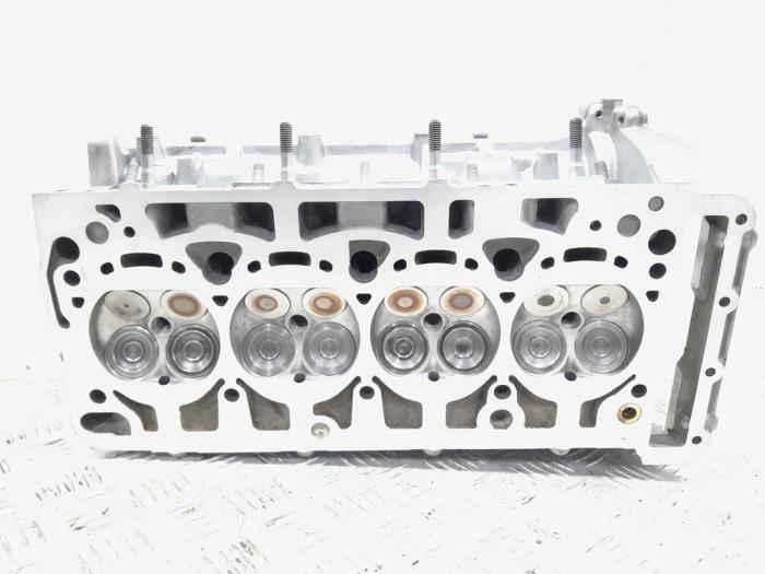 Topplock från en Audi A4 (B8) 1.8 TFSI 16V