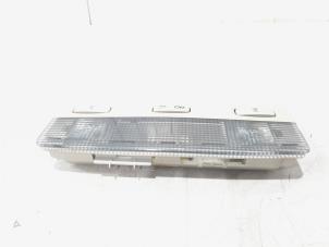 Begagnade Innerbelysning, bak Renault Espace (JK) 2.0 16V Turbo Pris € 19,00 Marginaltabell erbjuds av GEJO Revisie & Onderdelen BV