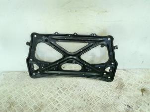Gebruikte Subframe Audi A6 Avant (C7) 3.0 TDI V6 24V biturbo Quattro Prijs € 23,00 Margeregeling aangeboden door GEJO Revisie & Onderdelen BV