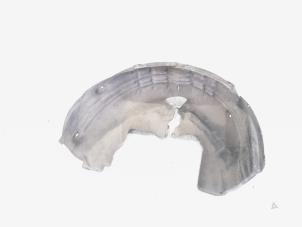 Begagnade Isolering, hjulhus Audi A6 Avant (C7) 3.0 TDI V6 24V biturbo Quattro Pris € 29,00 Marginaltabell erbjuds av GEJO Revisie & Onderdelen BV