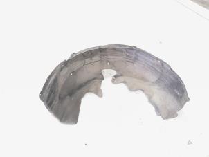 Begagnade Isolering, hjulhus Audi A6 Avant (C7) 3.0 TDI V6 24V biturbo Quattro Pris € 29,00 Marginaltabell erbjuds av GEJO Revisie & Onderdelen BV