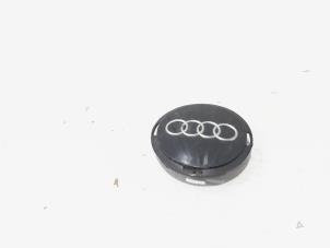 Begagnade Navkapsel Audi SQ5 (8RB) 3.0 TDI V6 24V Pris € 7,00 Marginaltabell erbjuds av GEJO Revisie & Onderdelen BV