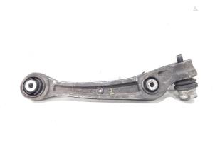 Begagnade Främre gaffelben, vänster Audi SQ5 (8RB) 3.0 TDI V6 24V Pris € 49,95 Marginaltabell erbjuds av GEJO Revisie & Onderdelen BV