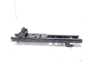 Gebruikte Veiligheidsgordel Geleider Mercedes C Estate (S204) 2.2 C-200 CDI 16V . Prijs € 20,00 Margeregeling aangeboden door GEJO Revisie & Onderdelen BV