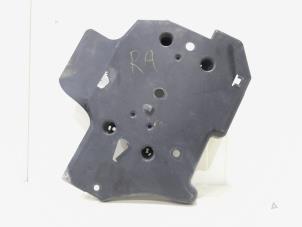 Begagnade Hasplåt Lynk &amp; Co 01 1.5 PHEV Pris € 19,99 Marginaltabell erbjuds av GEJO Revisie & Onderdelen BV