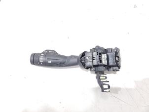 Begagnade Indikatorbrytare Lynk &amp; Co 01 1.5 PHEV Pris € 49,00 Marginaltabell erbjuds av GEJO Revisie & Onderdelen BV