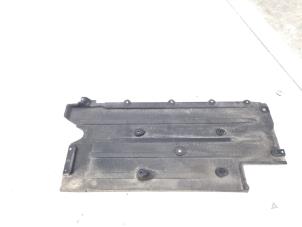 Begagnade Hasplåt Lynk &amp; Co 01 1.5 Pris € 24,00 Marginaltabell erbjuds av GEJO Revisie & Onderdelen BV