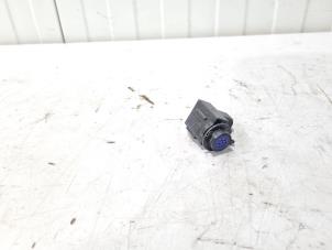 Begagnade Luftkvalitetssensor BMW 1 serie (F21) 118i 1.5 TwinPower 12V Pris € 14,00 Marginaltabell erbjuds av GEJO Revisie & Onderdelen BV