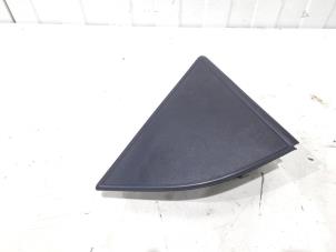 Begagnade A-stolpe, skydd, vänster Peugeot Partner (EF/EU) 1.5 BlueHDi 100 Pris € 26,00 Marginaltabell erbjuds av GEJO Revisie & Onderdelen BV