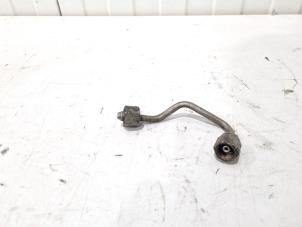 Begagnade Bränsleledning Mercedes ML II (164/4JG) 3.0 ML-320 CDI 4-Matic V6 24V Pris € 14,00 Marginaltabell erbjuds av GEJO Revisie & Onderdelen BV