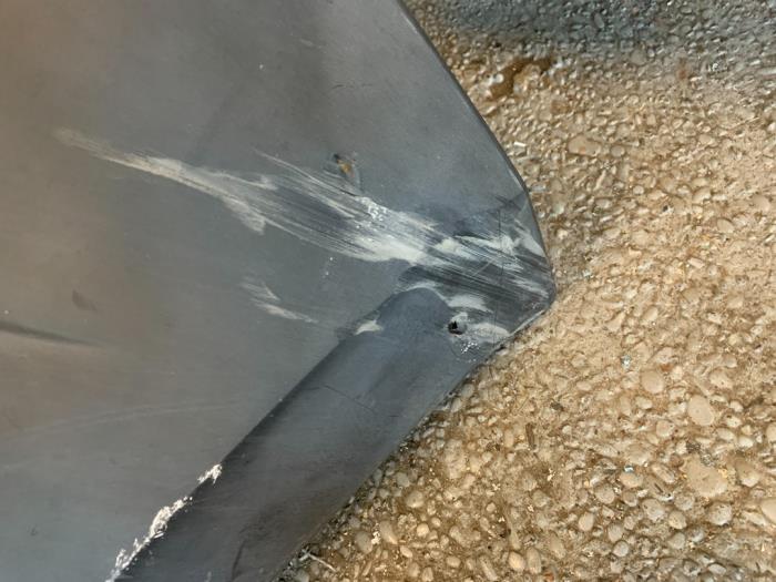 Främre stötfångare från en Renault Master III (FV) 2.3 dCi 100 16V FWD 2011