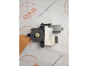 Gebruikte Raammotor Portier Volkswagen Polo VI (AW1) 1.0 TSI 12V Prijs € 35,00 Margeregeling aangeboden door DagParts