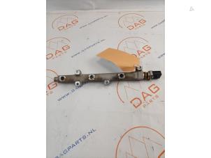 Begagnade Bränslefördelare Volkswagen Polo VI (AW1) 1.0 TSI 12V Pris € 40,00 Marginaltabell erbjuds av DagParts