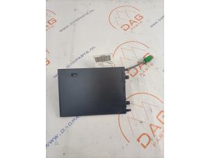 Gebruikte Oplaadpunt stekker aansluiting Volkswagen Golf VII (AUA) 2.0 TDI 16V Prijs € 15,00 Margeregeling aangeboden door DagParts