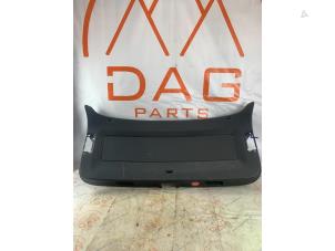 Begagnade List, baklucka Volkswagen Tiguan (5N1/2) 2.0 TDI 16V 4Motion Pris € 40,00 Marginaltabell erbjuds av DagParts