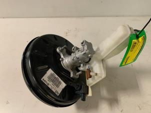 Gebruikte Hoofdremcilinder Opel Corsa F (UB/UH/UP) 1.2 Turbo 12V 100 Prijs € 34,99 Margeregeling aangeboden door DVZ Carparts
