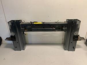 Begagnade Chassibalk, bakre Mercedes E AMG (R238) 3.0 E-53 AMG EQ Boost 24V 4-Matic+ Pris € 249,99 Marginaltabell erbjuds av DVZ Carparts