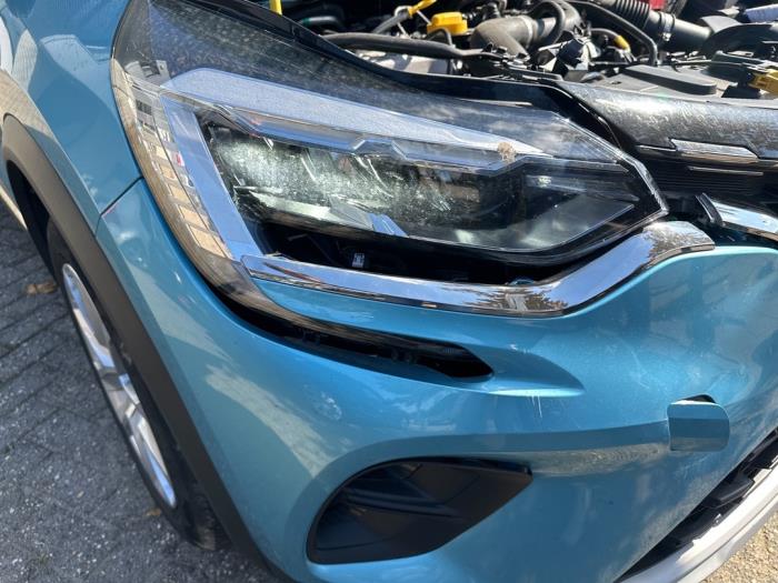 Koplamp rechts van een Renault Captur II (RJB) 1.0 TCe 90 12V 2021