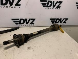 Gebruikte Aandrijfas links-achter BMW 5 serie (F10) 523i 24V Prijs € 75,00 Margeregeling aangeboden door DVZ Carparts