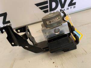 Gebruikte Computer ABS Opel Corsa F (UB/UH/UP) 1.2 Turbo 12V 100 Prijs € 225,00 Inclusief btw aangeboden door DVZ Carparts