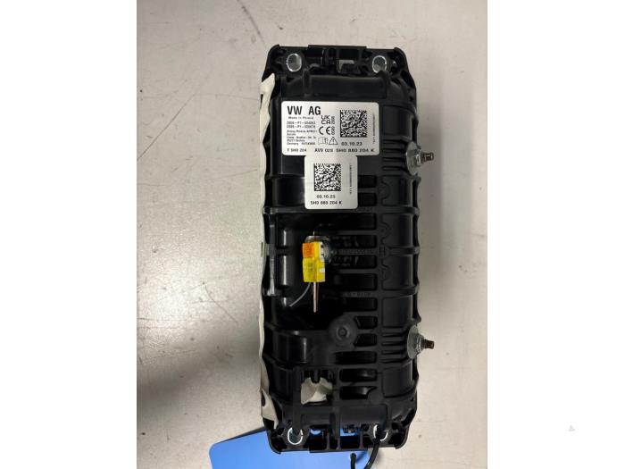 Höger airbag (instrumentbräda) från en Volkswagen Golf VIII (CD1) 1.5 eTSI 16V 2023
