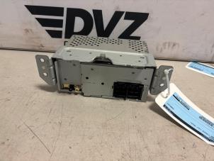 Gebruikte Radio Ford Fiesta 7 1.1 Ti-VCT 12V 85 Prijs € 99,99 Margeregeling aangeboden door DVZ Carparts