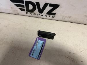 Begagnade AUX/USB-anslutning Volkswagen Tiguan (CT1) 2.0 TDI Pris € 19,95 Inklusive moms erbjuds av DVZ Carparts