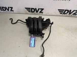 Gebruikte Inlaatspruitstuk Volkswagen Up! (121) 1.0 12V 60 Prijs € 199,99 Margeregeling aangeboden door DVZ Carparts