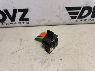 Gebruikte Selectiehendel automaat Volkswagen Multivan T7 1.4 eHybrid 16V Prijs € 120,00 Inclusief btw aangeboden door DVZ Carparts