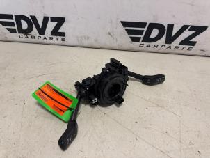 Gebruikte Combischakelaar Stuurkolom Volkswagen Polo VI (AW1) 1.0 TSI 12V Prijs € 34,99 Margeregeling aangeboden door DVZ Carparts