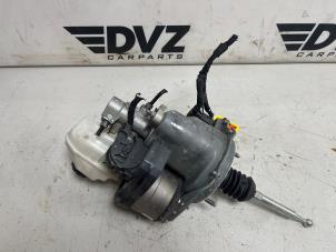 Gebruikte Rembekrachtiger Skoda Octavia Combi (NXAC) 1.5 TSI e-TEC 16V Prijs € 450,00 Inclusief btw aangeboden door DVZ Carparts