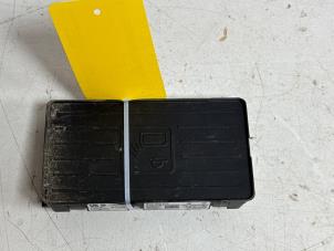 Gebruikte Draadloze oplader Seat Ibiza V (KJB) 1.0 TSI 12V Prijs € 59,99 Inclusief btw aangeboden door DVZ Carparts