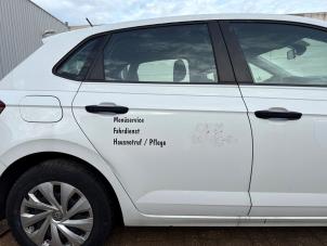 Gebruikte Portier 4Deurs rechts-achter Volkswagen Polo VI (AW1) 1.6 TDI 16V 80 Prijs € 350,00 Margeregeling aangeboden door DVZ Carparts
