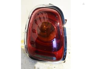 Gebruikte Achterlicht links Mini Mini (F56) 1.5 12V Cooper D Prijs € 90,75 Inclusief btw aangeboden door Autoafbraak Meiresonne
