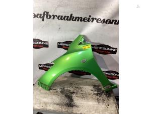 Begagnade Framskärm, vänster Mazda 2 (DE) 1.3 16V MZR Pris € 151,25 Inklusive moms erbjuds av Autoafbraak Meiresonne