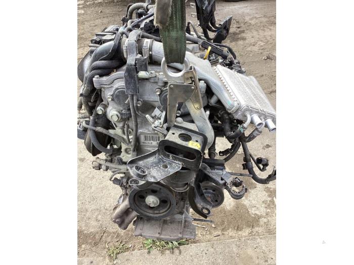 Engine Toyota Auris Touring Sports 1.2 T 16V - XXXXXX 8NR