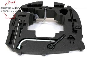 Gebruikte Gereedschap Set Audi A1 City Carver (GBH) 1.0 30 TFSI 12V Prijs € 90,75 Inclusief btw aangeboden door Duitse Auto Onderdelen