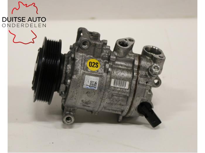 Air conditioning pump from a Audi Q7 (4MB/4MG) 3.0 TDI V6 24V Ultra 2016
