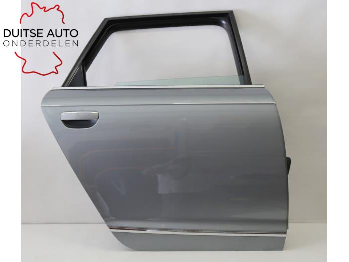Rear door 4-door, right from a Audi A6 Avant (C6) 2.0 TDI 16V 2010