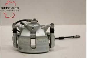 Używane Zacisk hamulcowy lewy przód Volkswagen Golf VII (AUA) 1.4 TSI 16V Cena € 48,40 Z VAT oferowane przez Duitse Auto Onderdelen