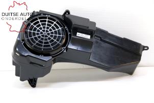 Gebruikte Subwoofer Audi A6 Avant (C7) 2.0 TDI 16V Prijs € 125,01 Inclusief btw aangeboden door Duitse Auto Onderdelen
