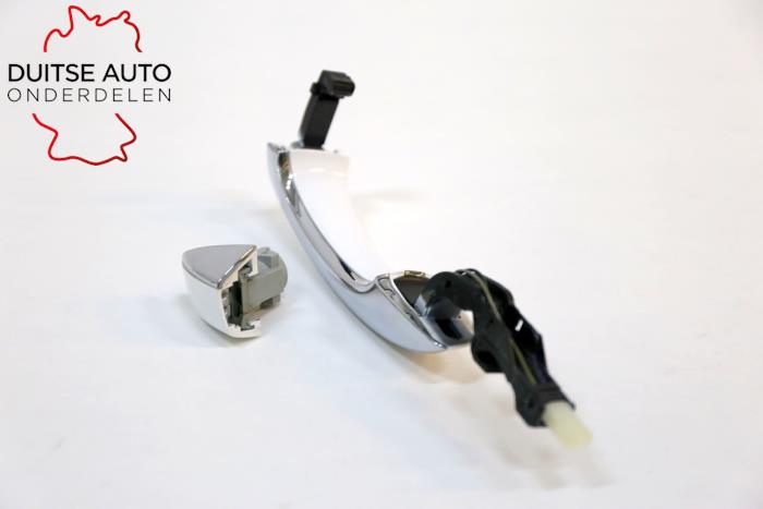 Manija de puerta de 4 puertas derecha detrás de un Audi A6 (C7) 3.0 V6 24V TFSI Quattro 2016