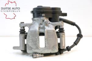 Begagnade Bakre bromsok, vänster Audi S5 Limousine (FU2) 2.0 TFSI 16V Pris € 100,01 Inklusive moms erbjuds av Duitse Auto Onderdelen