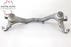 Gebruikte Drager vooras Volkswagen Touareg (7PA/PH) 3.0 TDI V6 24V BlueMotion Technology DPF Prijs € 350,00 Inclusief btw aangeboden door Duitse Auto Onderdelen